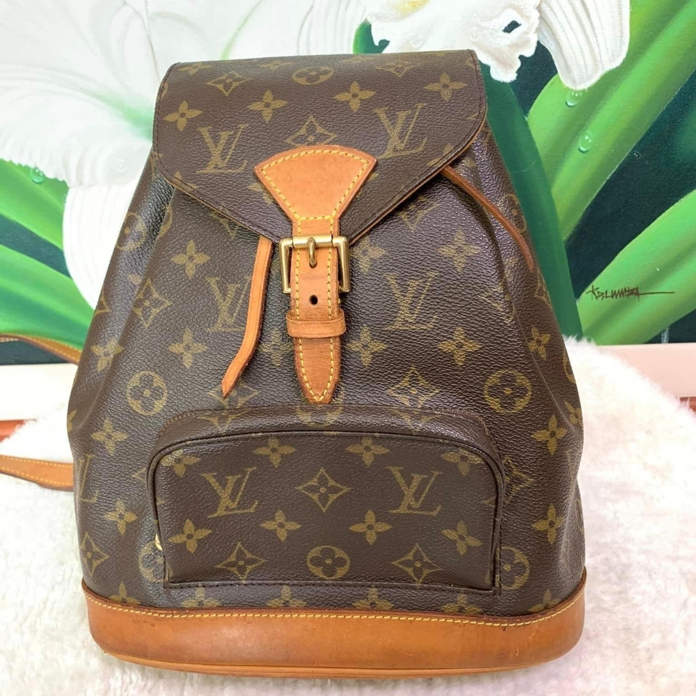 Authentic Louis Vuitton Montsouris MM